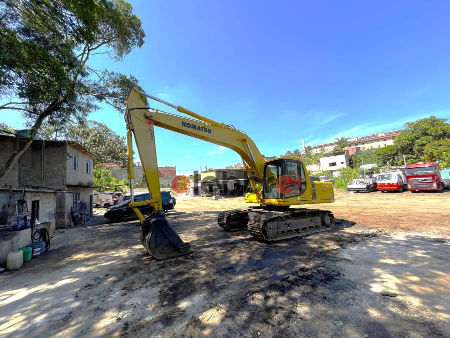 Escavadeira Komatsu PC200 2005 - Imagem 1